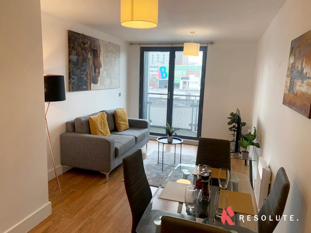 Apartment Stylish Arcadian Centre - One Bedroom - Large Balcony - Bullring Shopping *