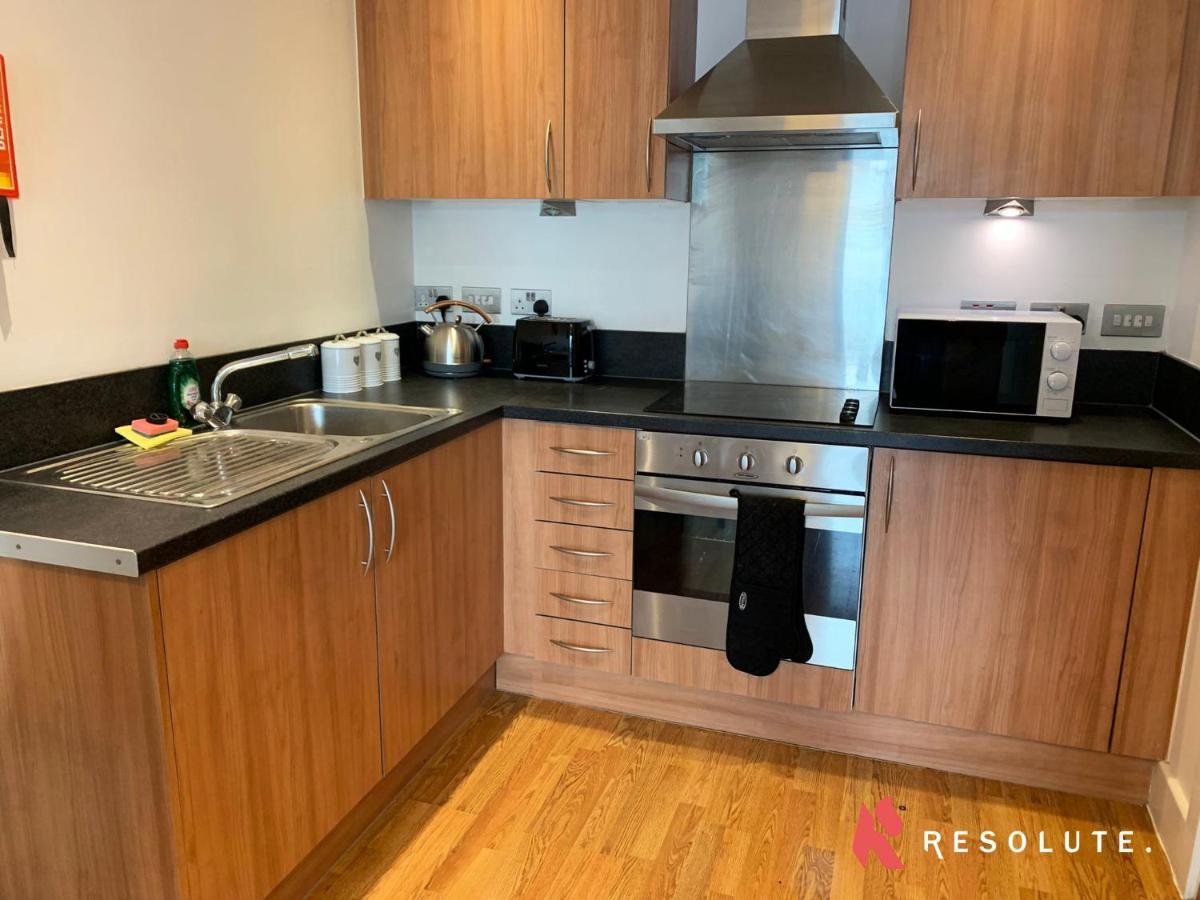 Stylish Arcadian Centre - One Bedroom - Large Balcony - Bullring Shopping Apartment Birmingham